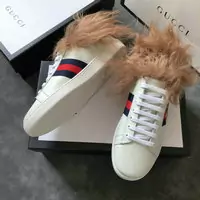 baskets paire de chaussures gucci femmes cowhide curl feathers white